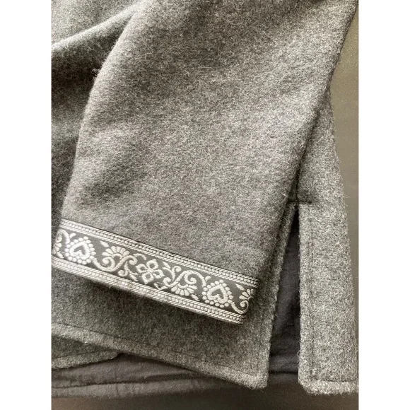 Wool jacket made in Nepal, size S - Picture 4 of 9